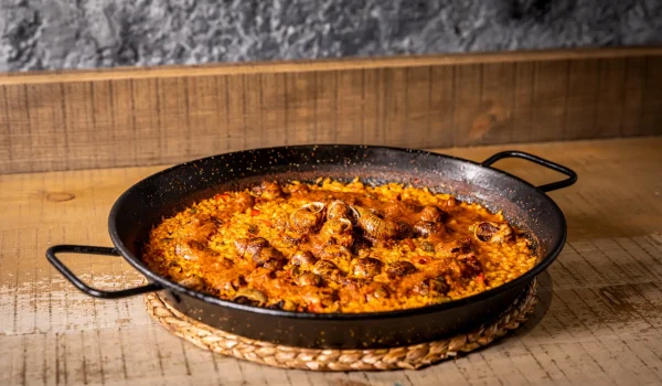 Aynaelda - Arroces - Seco de caracoles serranos con ibéricos (8)